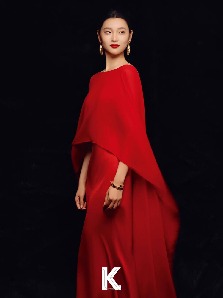 2026년 최신 유행, 고급스러운 붉은색, 감성적인 레 - New Ethnic Fashion 리뷰 및 가격